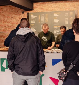 Avaz.ba: "Zagrepčani ludi za sarajevskim pitama ispod sača"