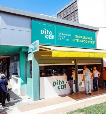 Jutarnji list: "Pita Cut i dalje prodaje najbolji burek u gradu, buredžici pjevaju sedam jezika"